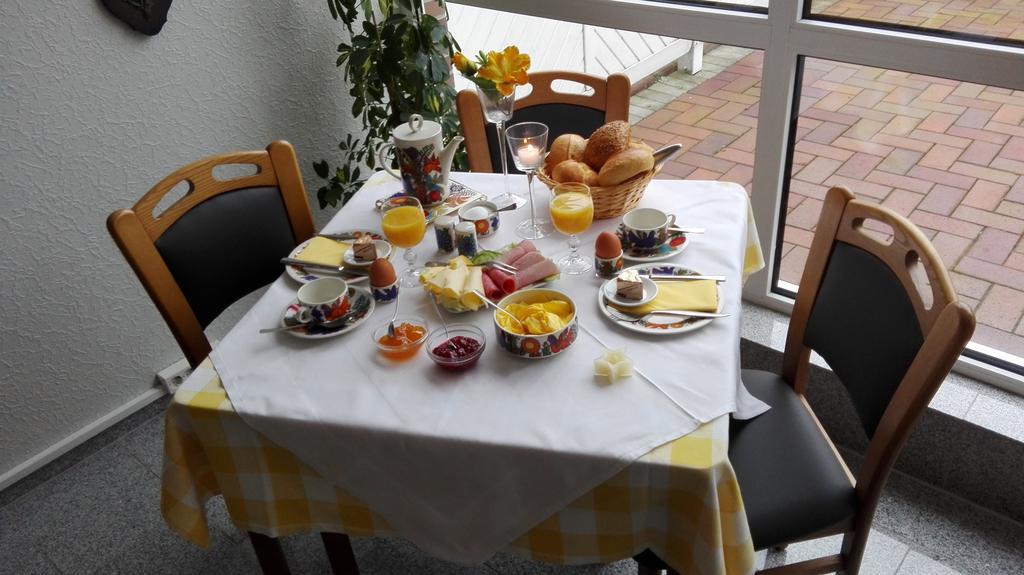 Pension Arndt Ug ชิลลิคช์ ภายนอก รูปภาพ